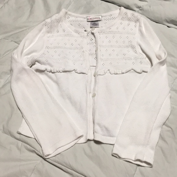 Youngland Other - Girls sz 8 Youngland all white sweater